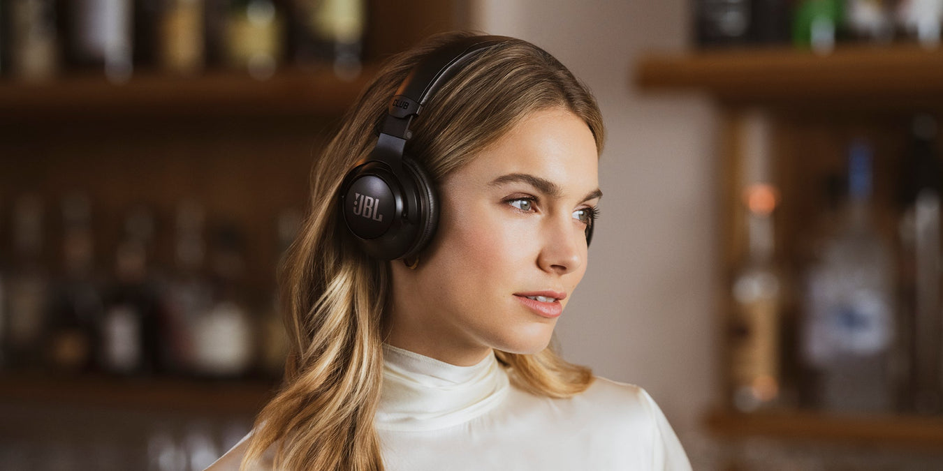 Headphones | Sonxplus Thetford Mines